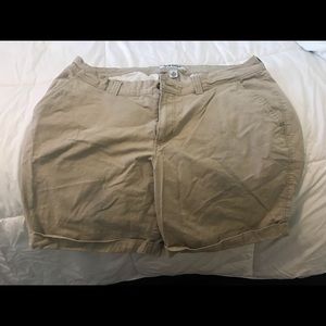Old navy khaki shorts